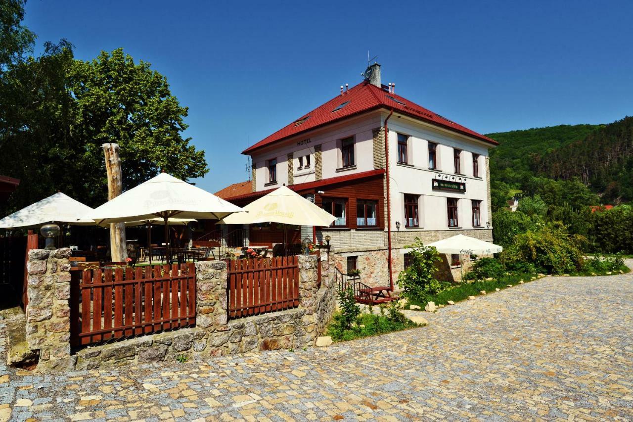 Penzion Karlstejn Exterior photo